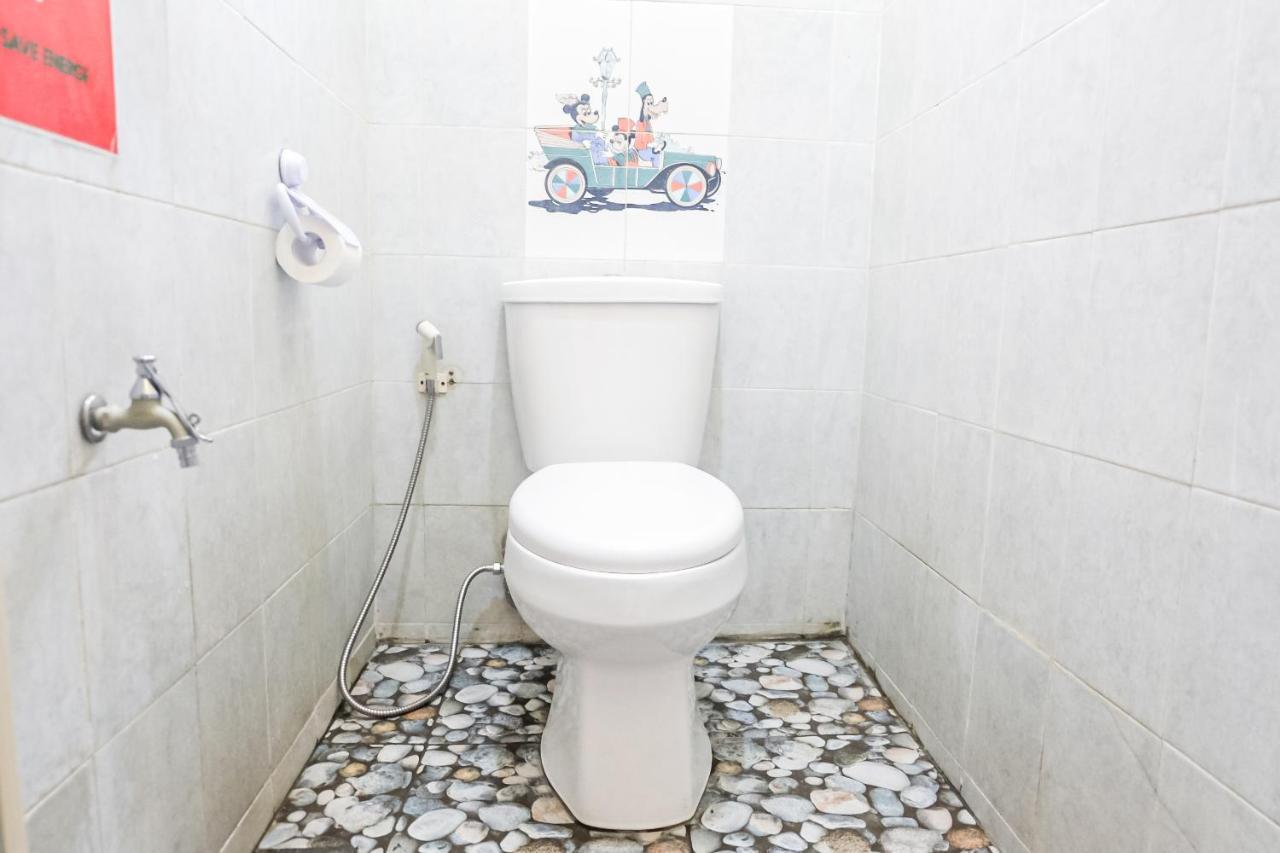 Unique Homestay 443 Γιογκιακάρτα Εξωτερικό φωτογραφία