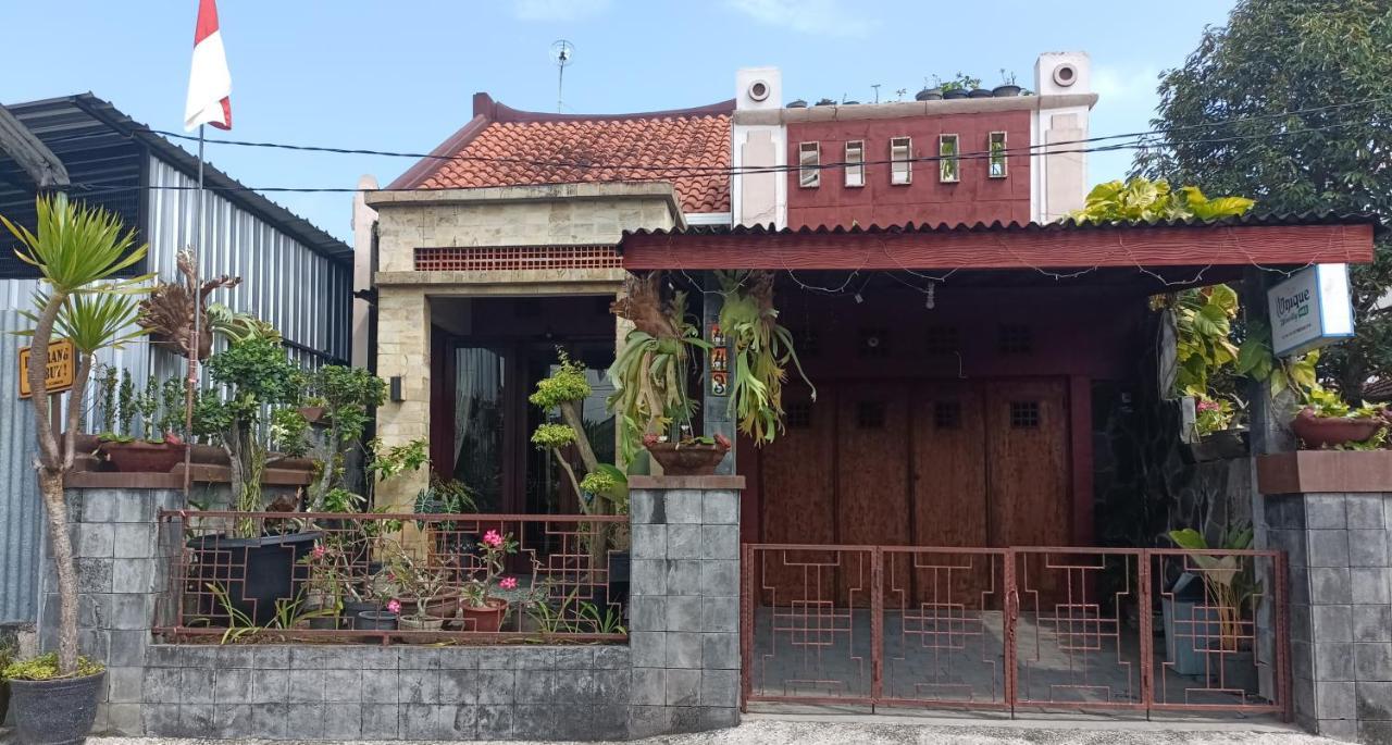 Unique Homestay 443 Γιογκιακάρτα Εξωτερικό φωτογραφία
