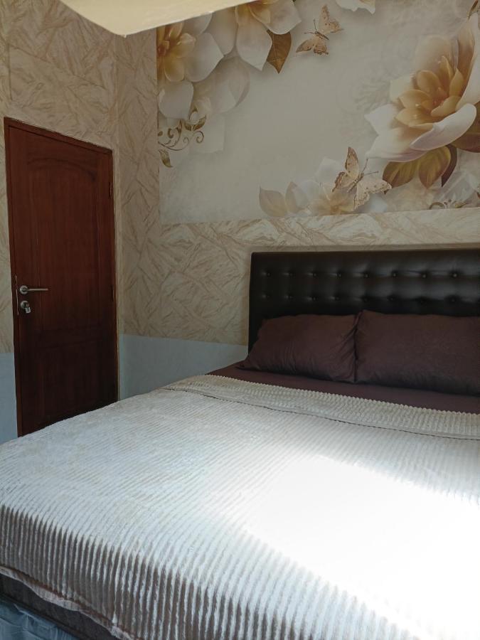 Unique Homestay 443 Γιογκιακάρτα Εξωτερικό φωτογραφία