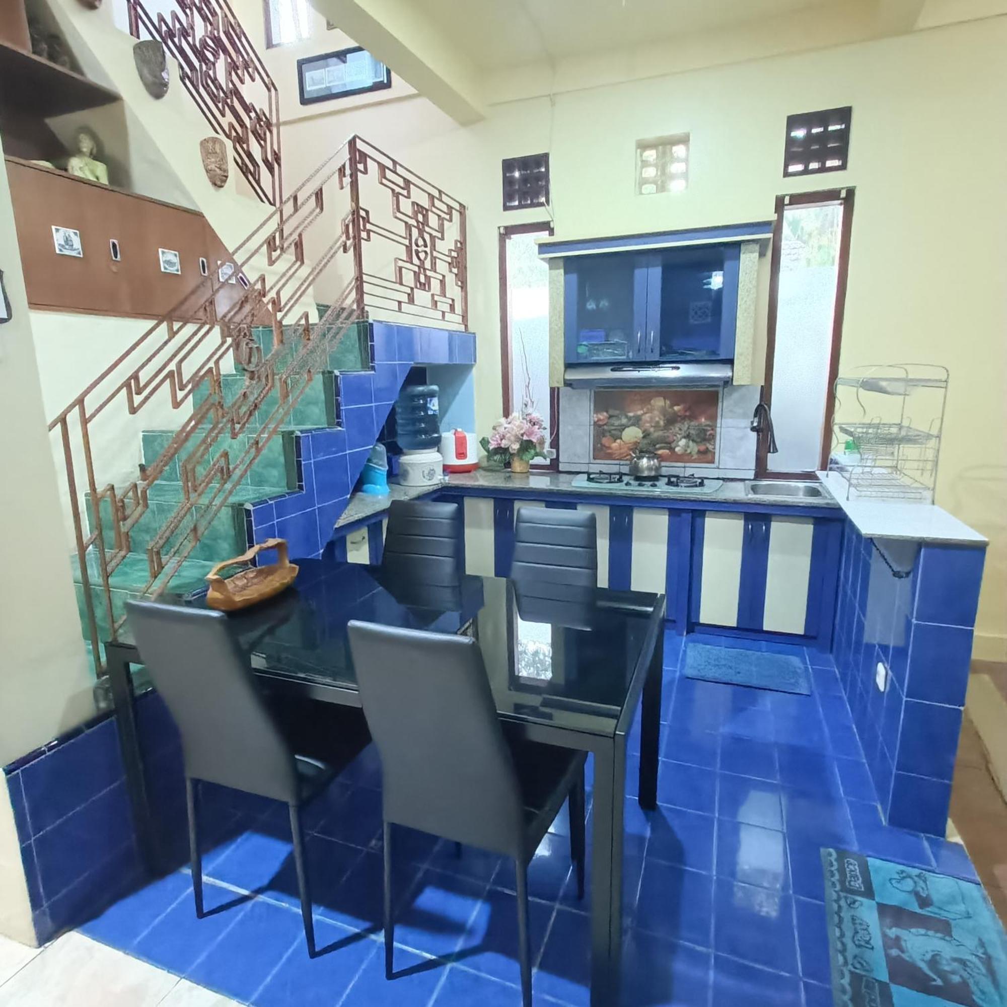 Unique Homestay 443 Γιογκιακάρτα Εξωτερικό φωτογραφία
